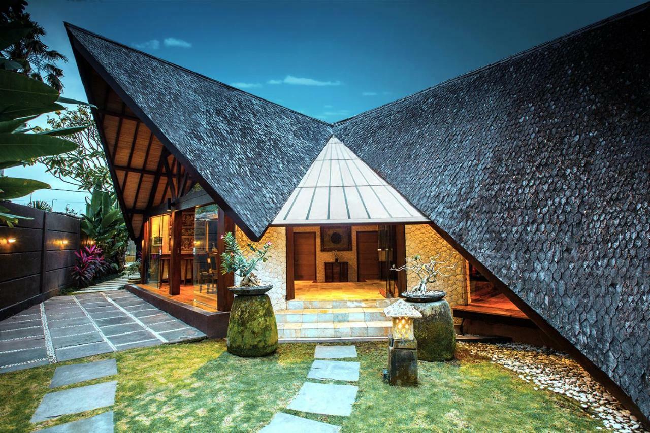 Seminyak Villa Kalyca Екстер'єр фото