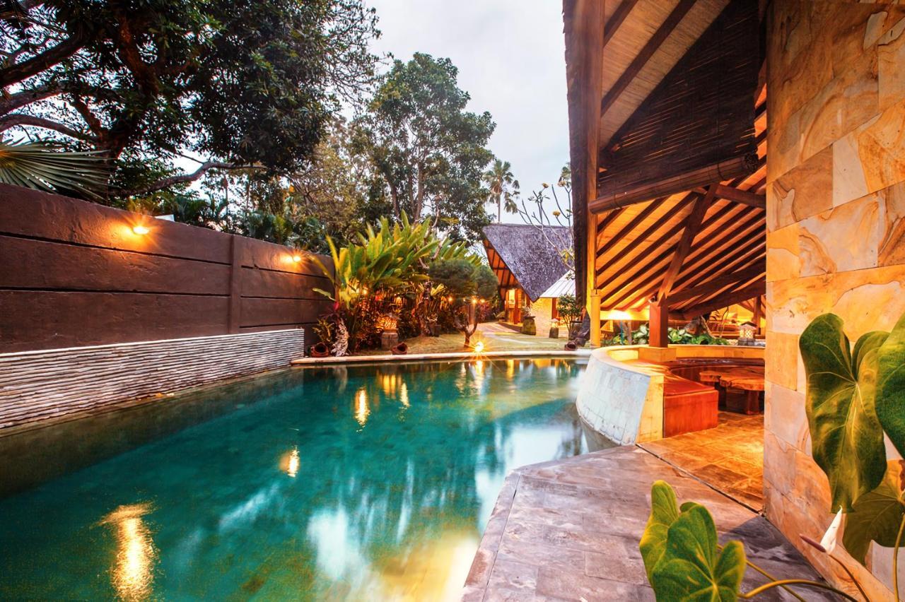 Seminyak Villa Kalyca Екстер'єр фото